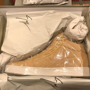 NWT Giuseppe Zanotti Design High-Top EU44/US11
